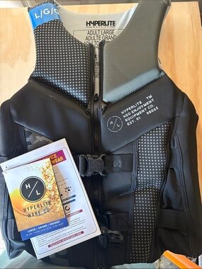 Adults Men’s One Piece Life Vest - Black/Gray
